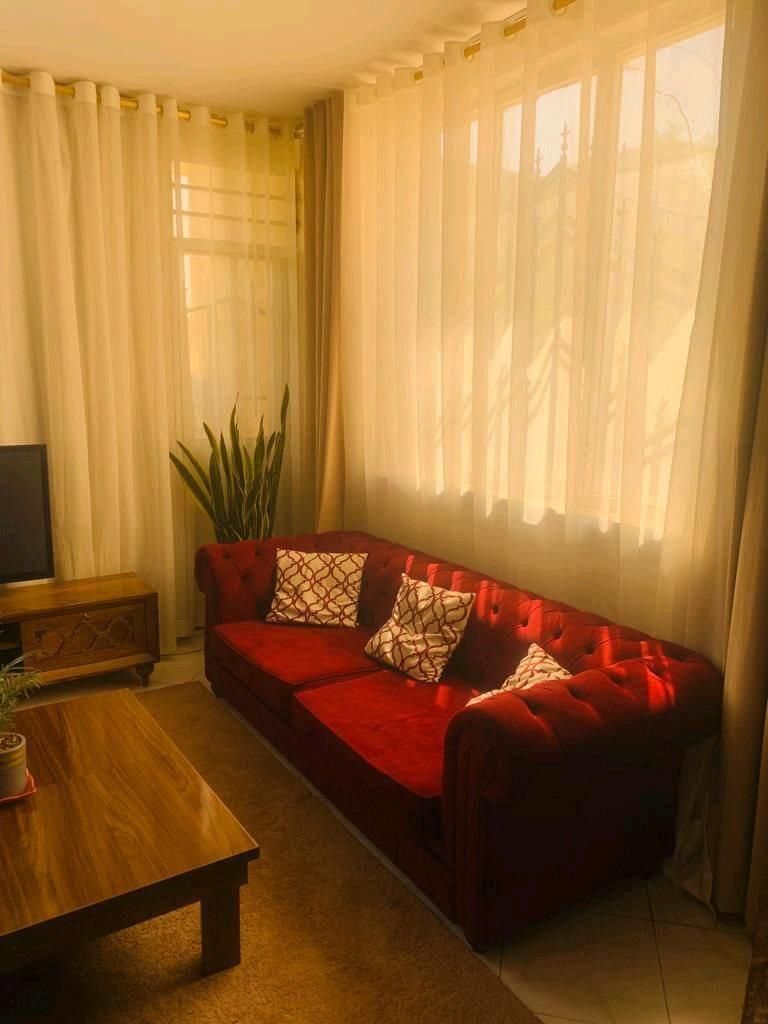 فروش آپارتمان ۹۰ متری ۲ خوابه طبقه ۱