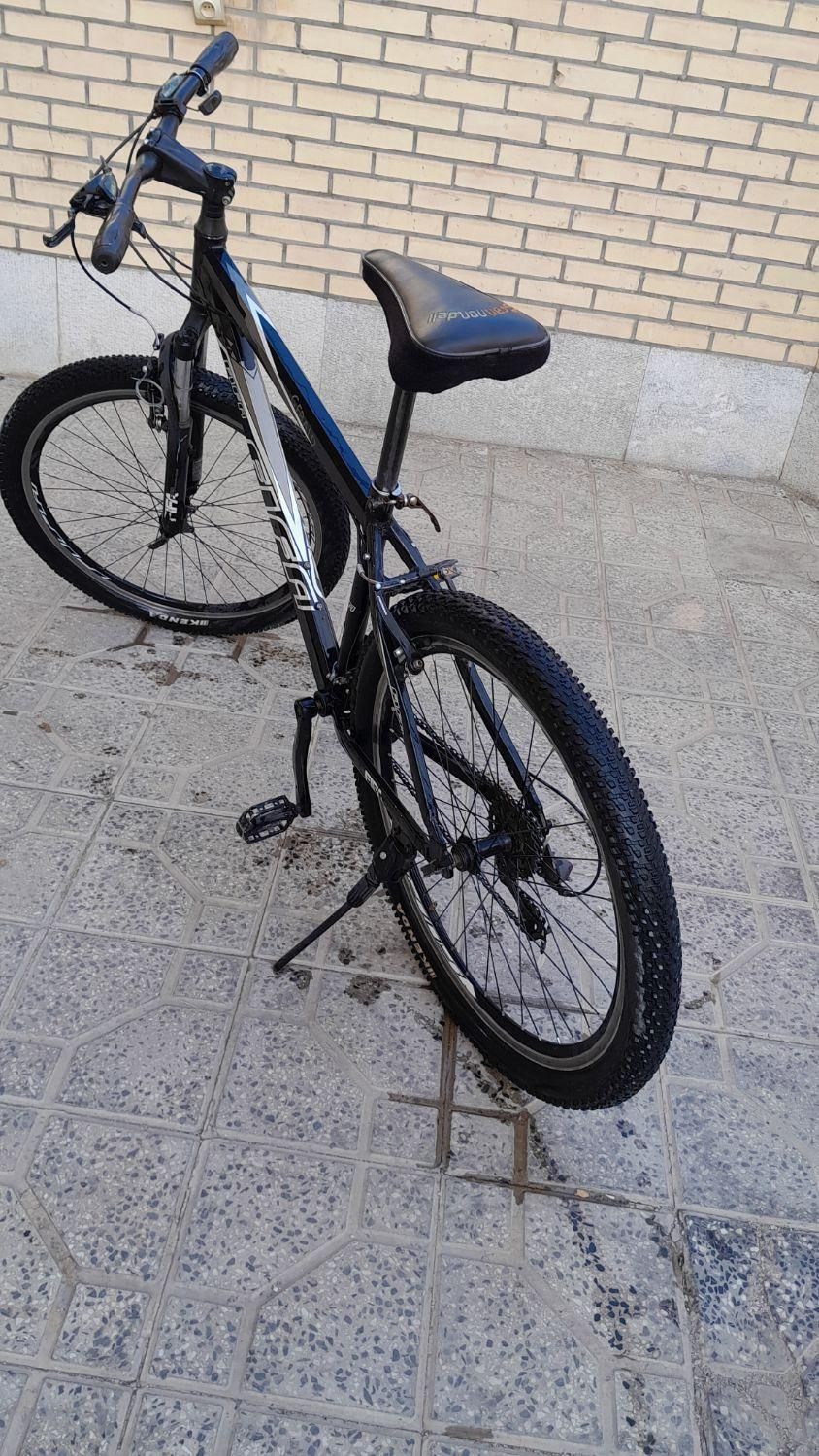 دوچرخه فیفا گرند ۲۶
