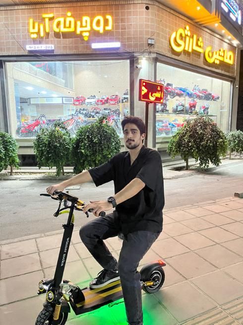 اسکوتر لاستیک گوشتی برقی کد ۱۱۲۲