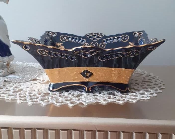 ظرف آنتیک porcelain