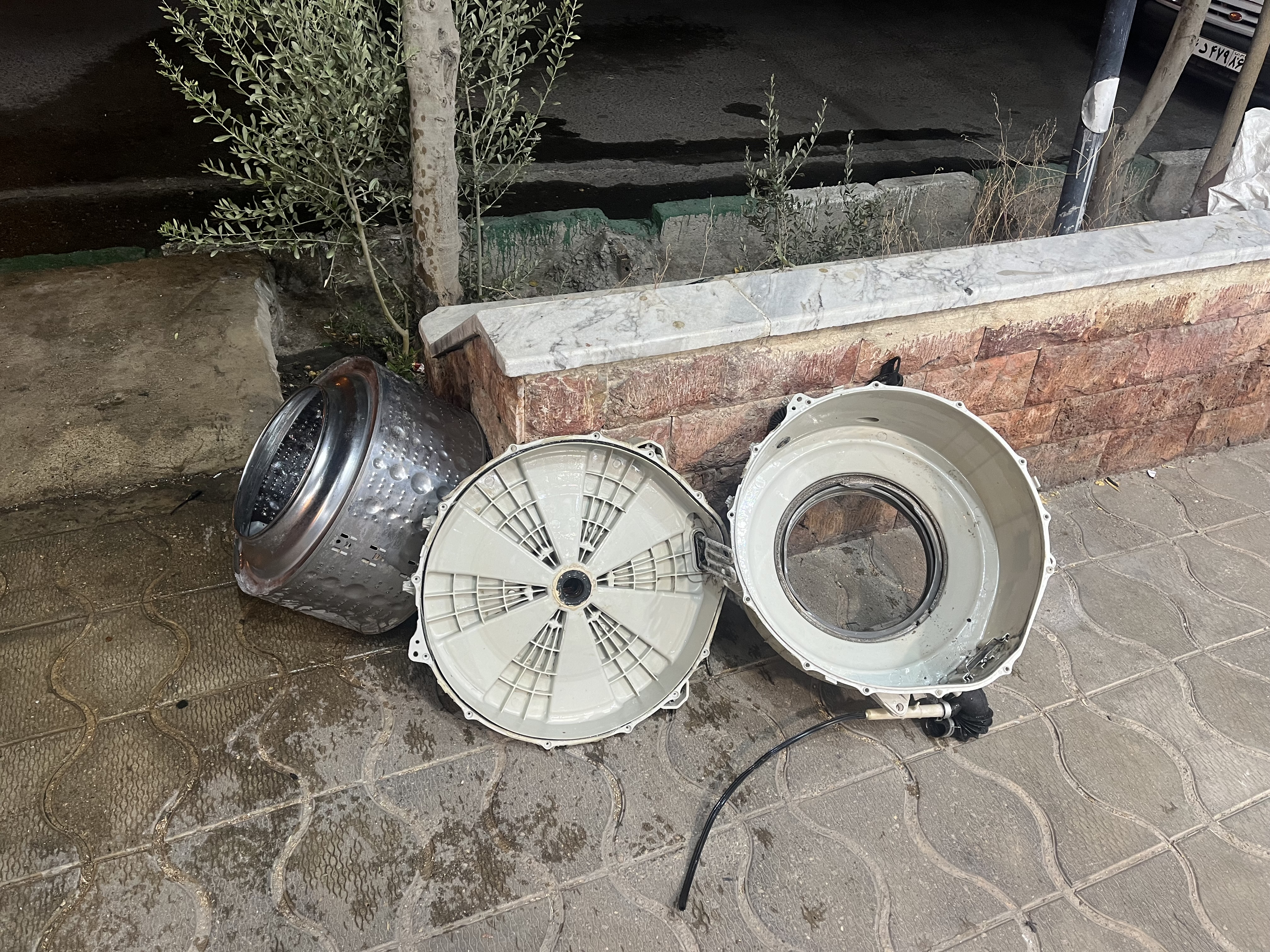 شستشو و جرم گیری کامل لباسشویی