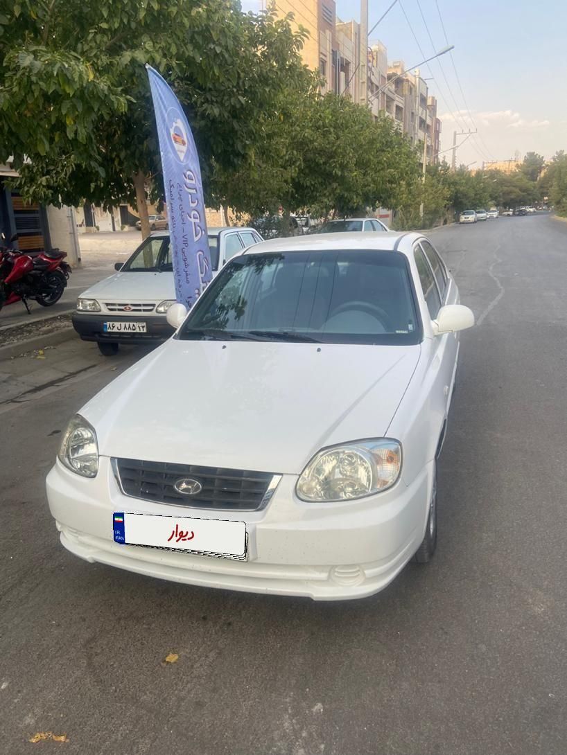 هیوندا ورنا