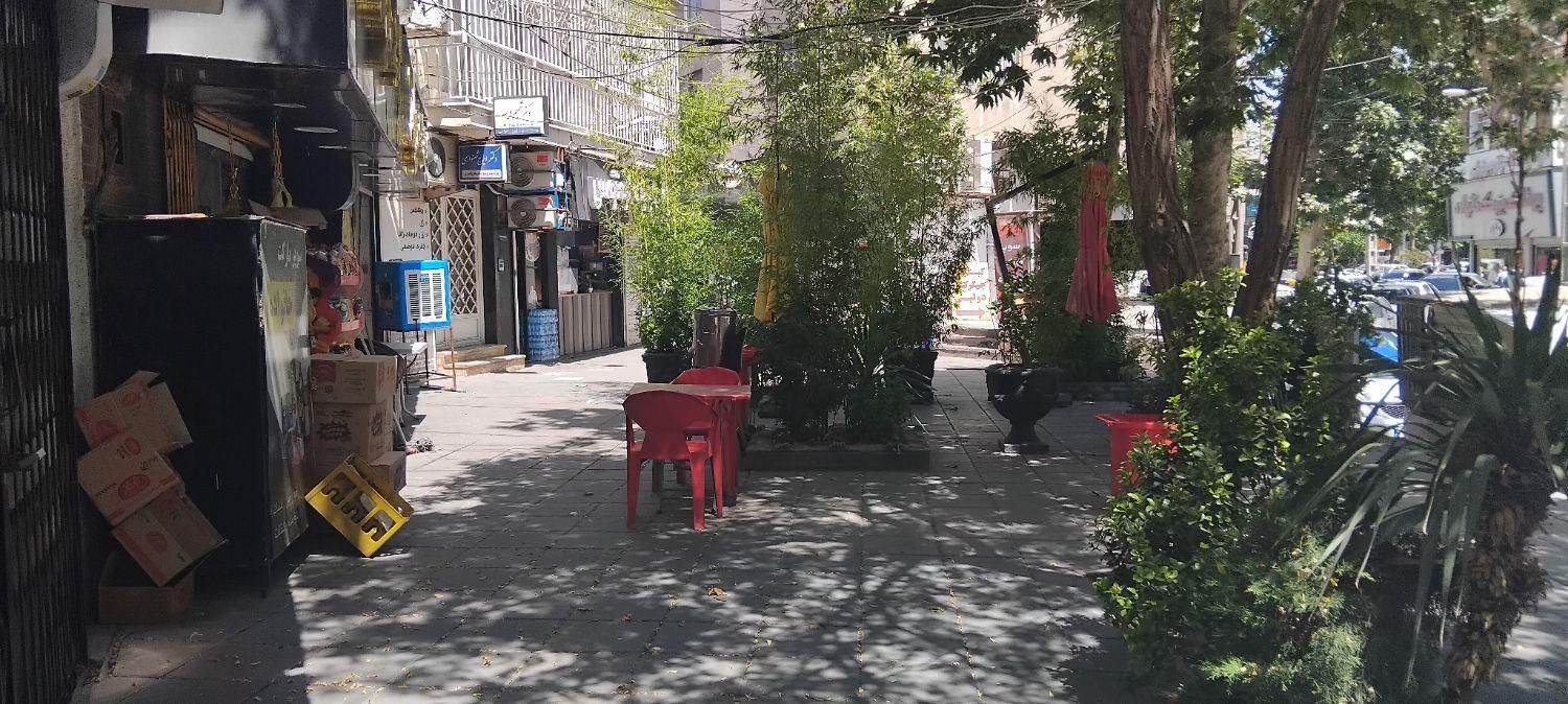 طالقانی شمالی ۴۰متر مغازه ۲ دهنه