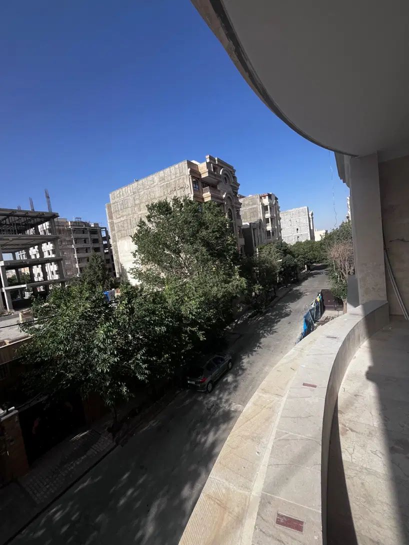 فروش کلنگی ۳۰۰متر بر۱۰ واوان