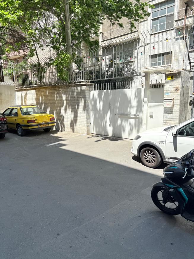 املاک زندگی
