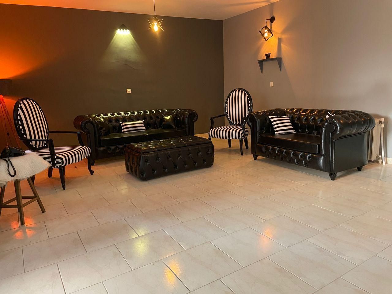 مبل راحتی چستر فیلد