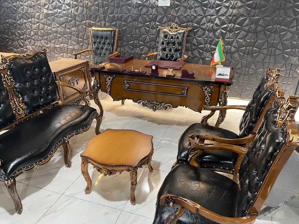 مبلمان اداری کلاسیک