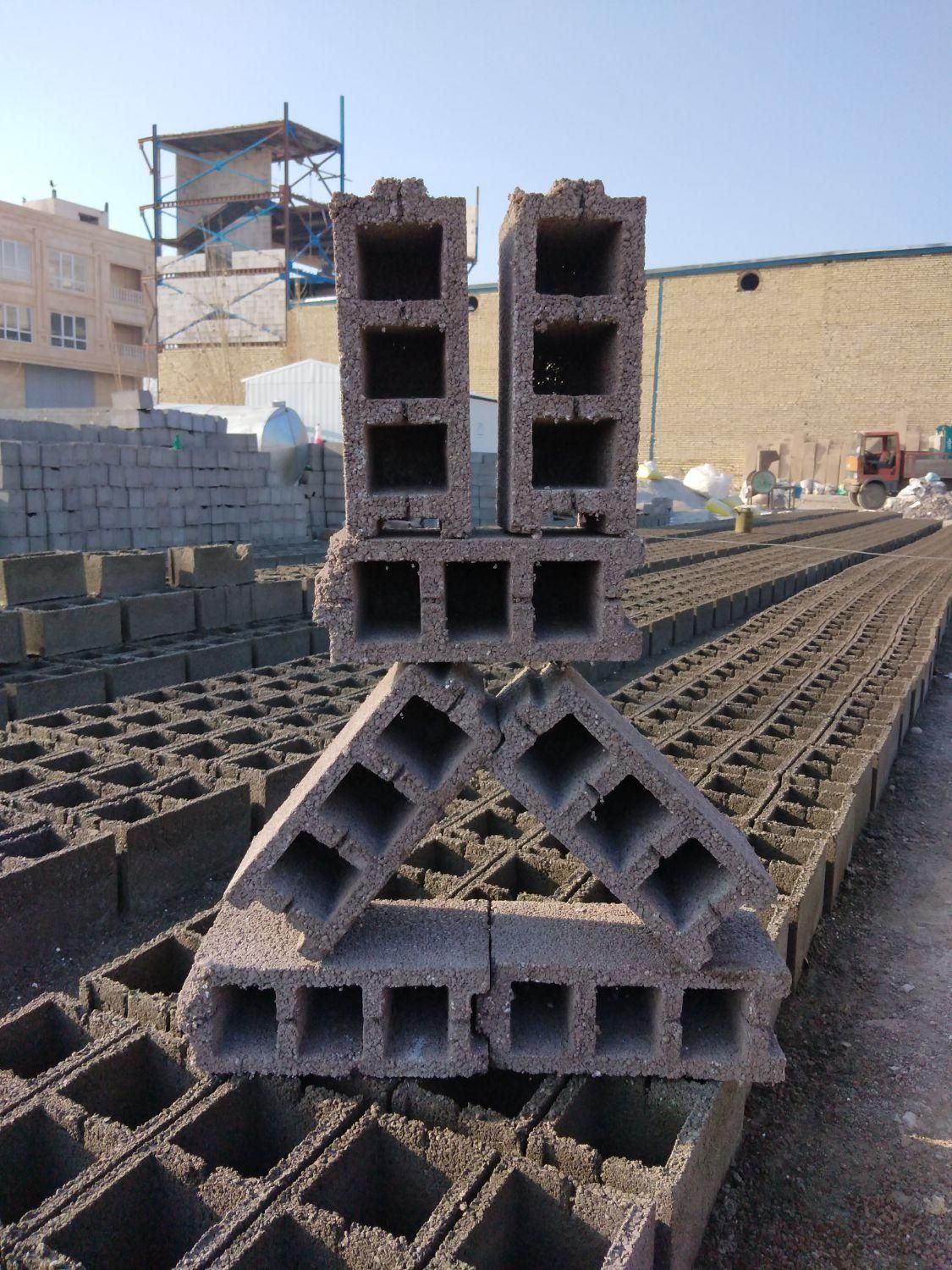 بلوک عرض15 و دو جداره،سبک و مقاوم،ارتفاع استاندارد