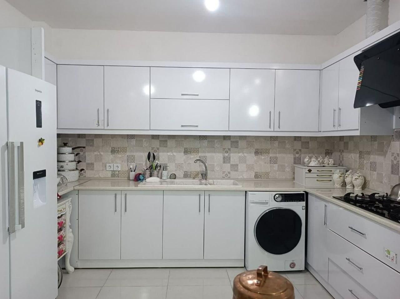 آپارتمان ۸۵متری رحمانیه فول امکانات ۲خواب