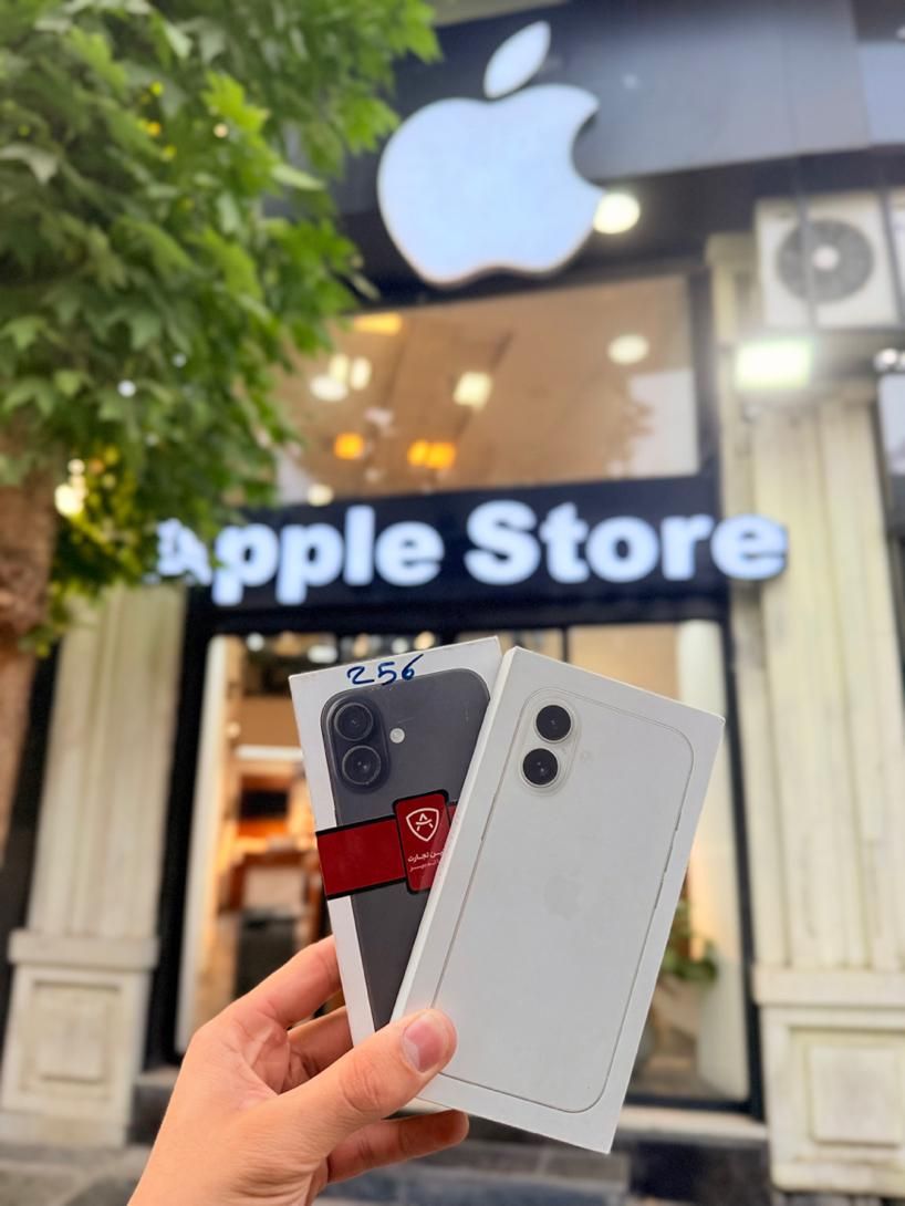 اپل iPhone 16 با حافظهٔ ۱۲۸ گیگابایت
