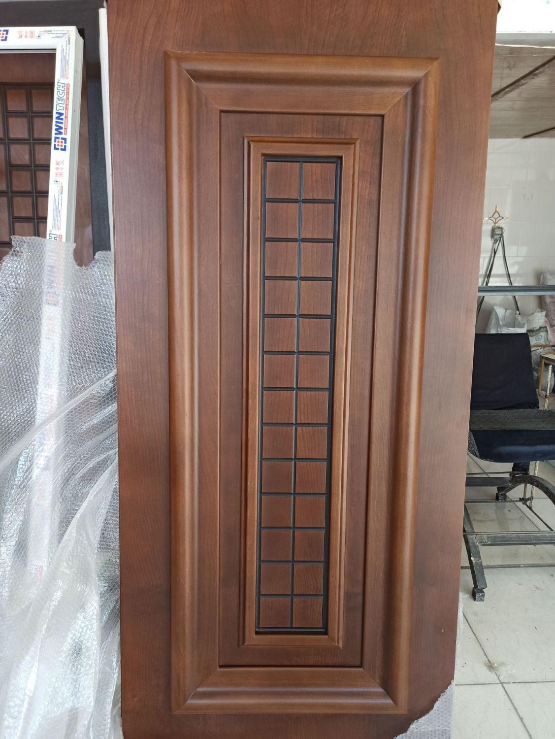 درب داخلی اتاق و سرویس
