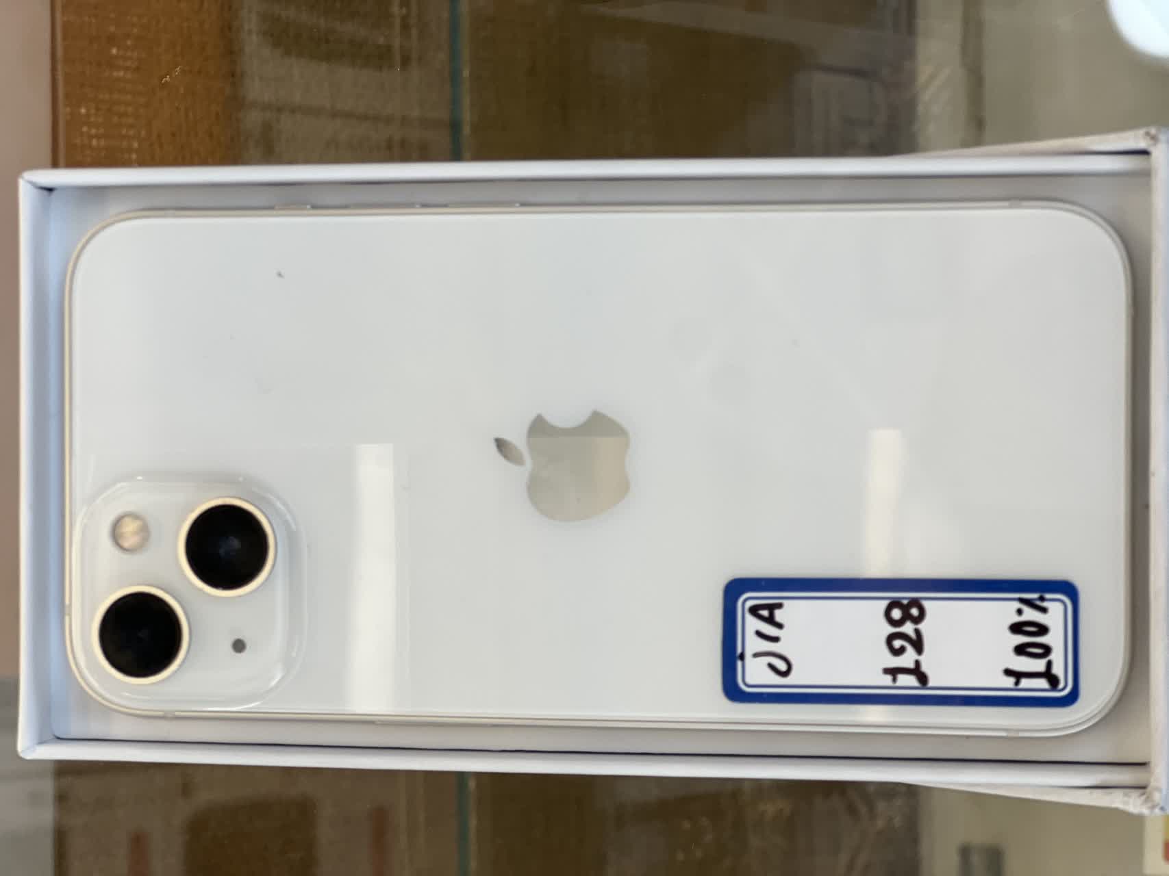 اپل iPhone 13 با حافظهٔ 128 گیگابایت