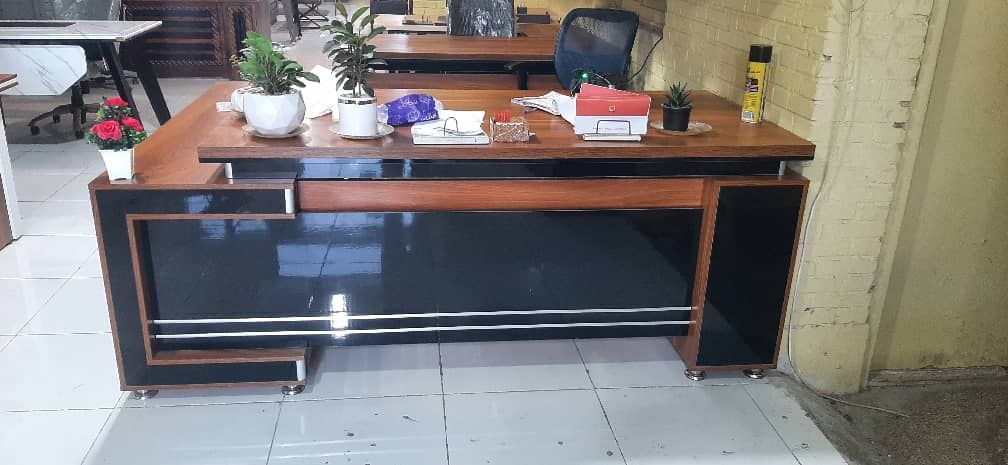 مبلمان اداری پاکمهر