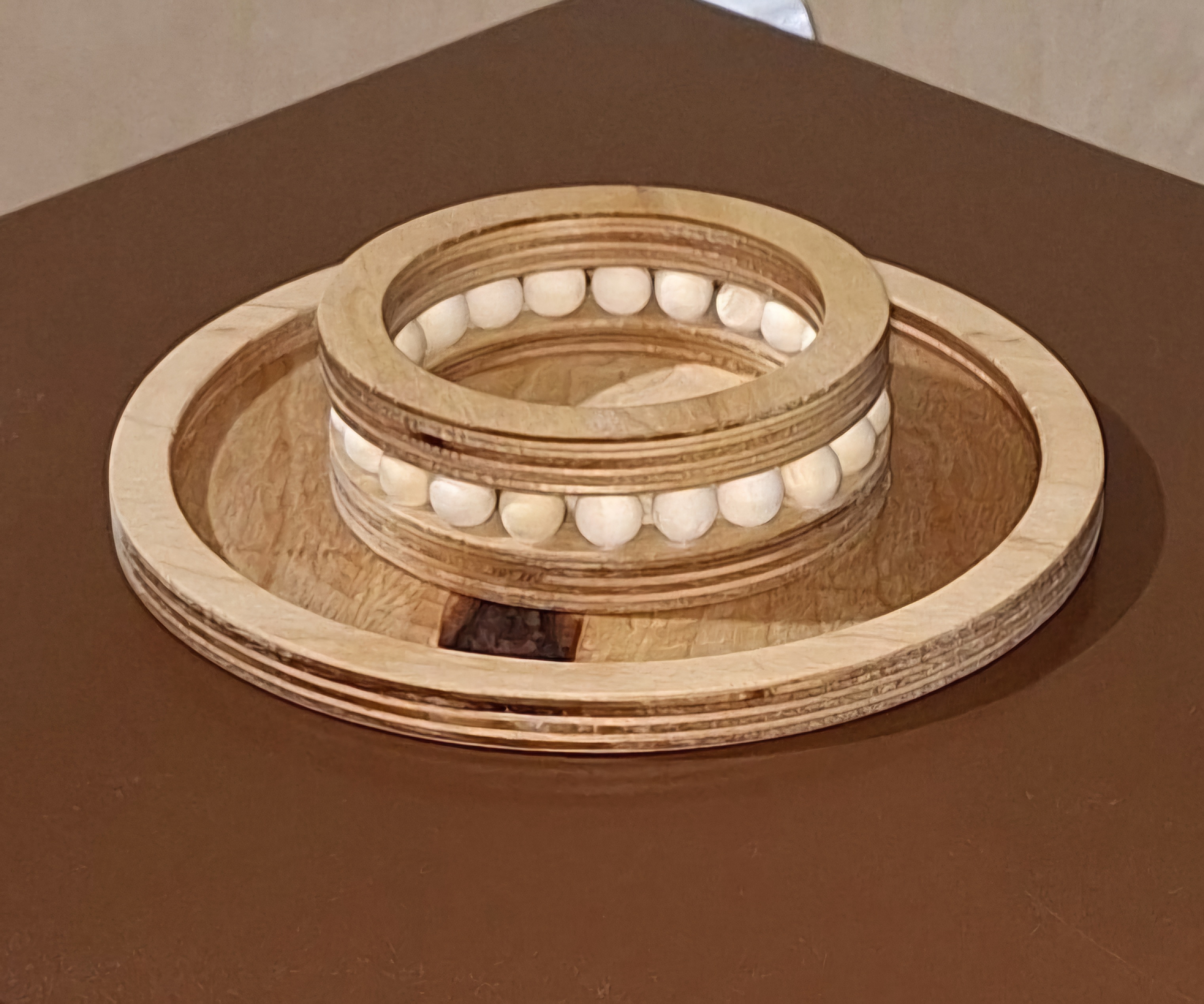 پیش دستی و پیاله چوبی