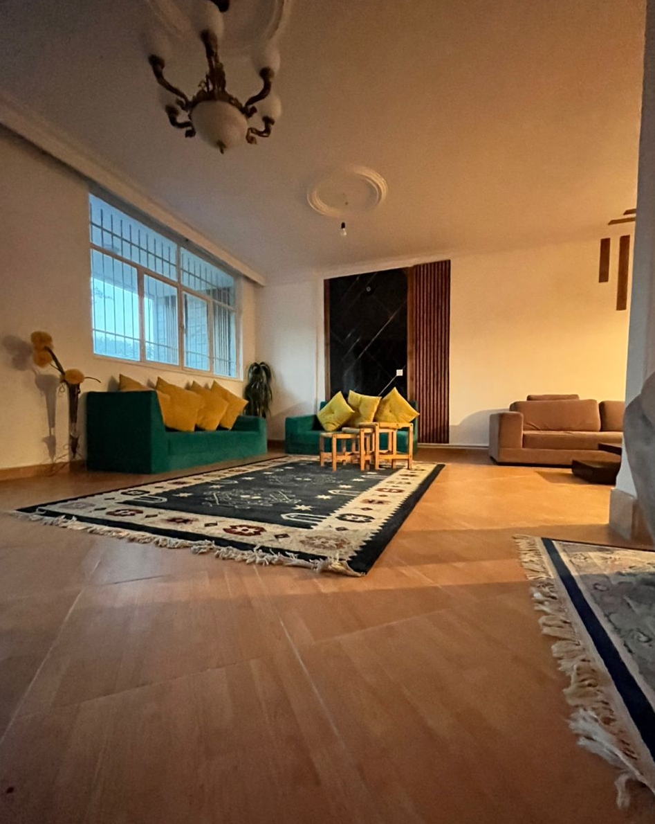 هلدینگ آکار