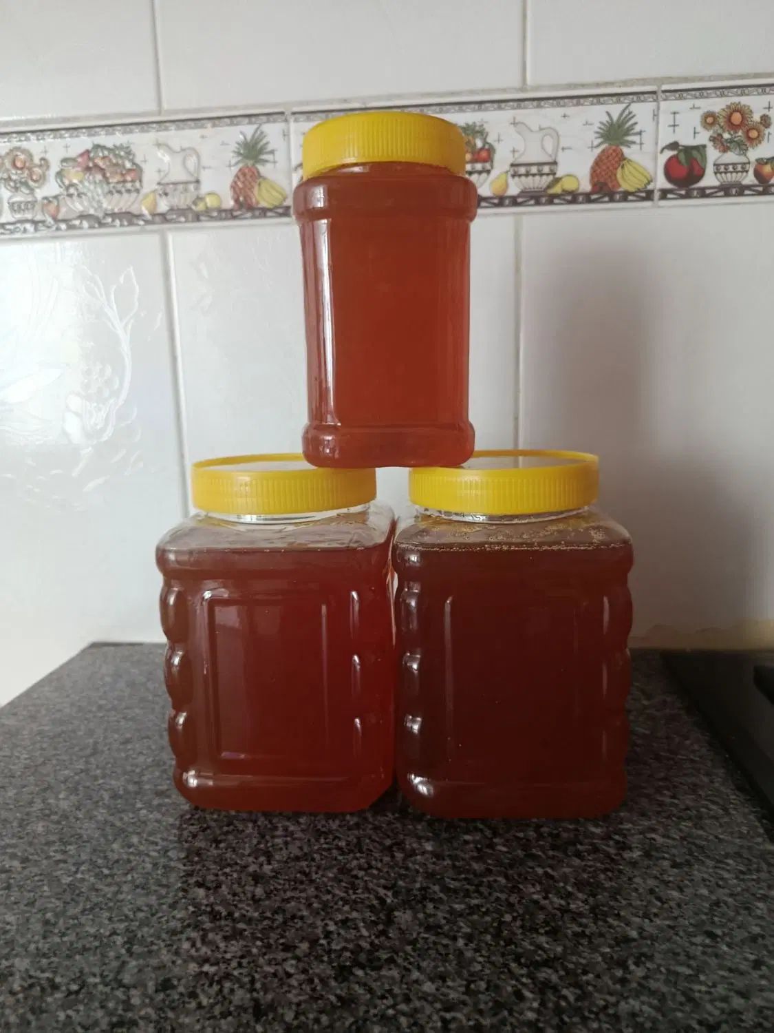 عسل طلایی زنبوری