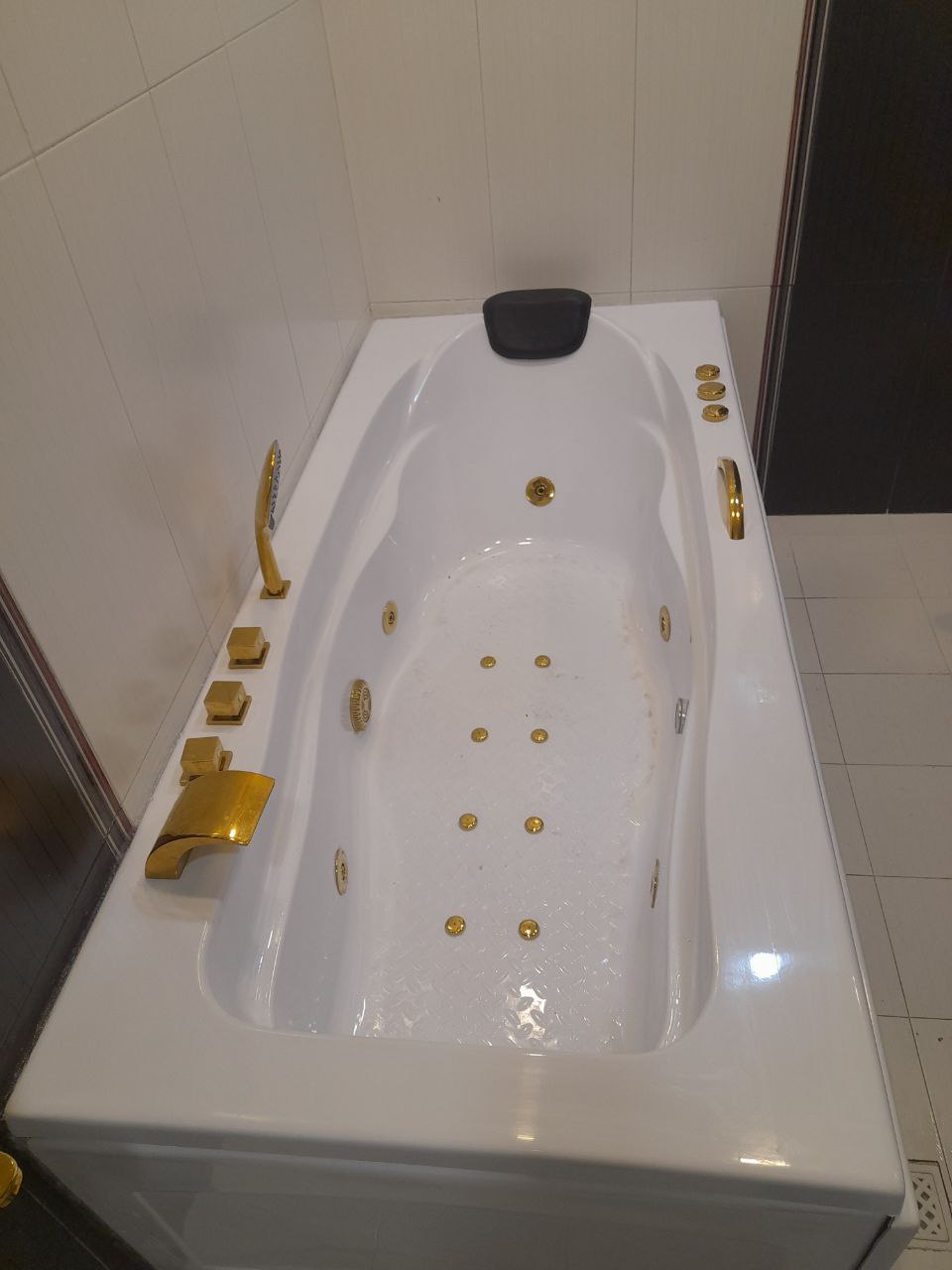 وان جکوزی یک نفره