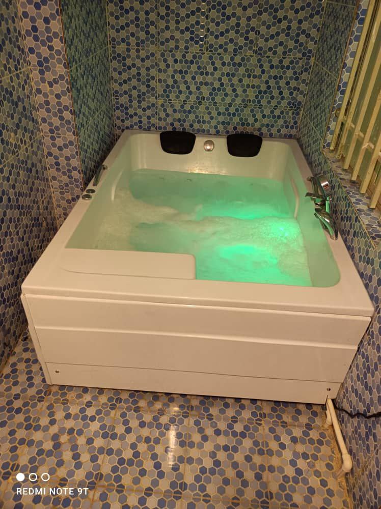 وان جکوزی دو نفره