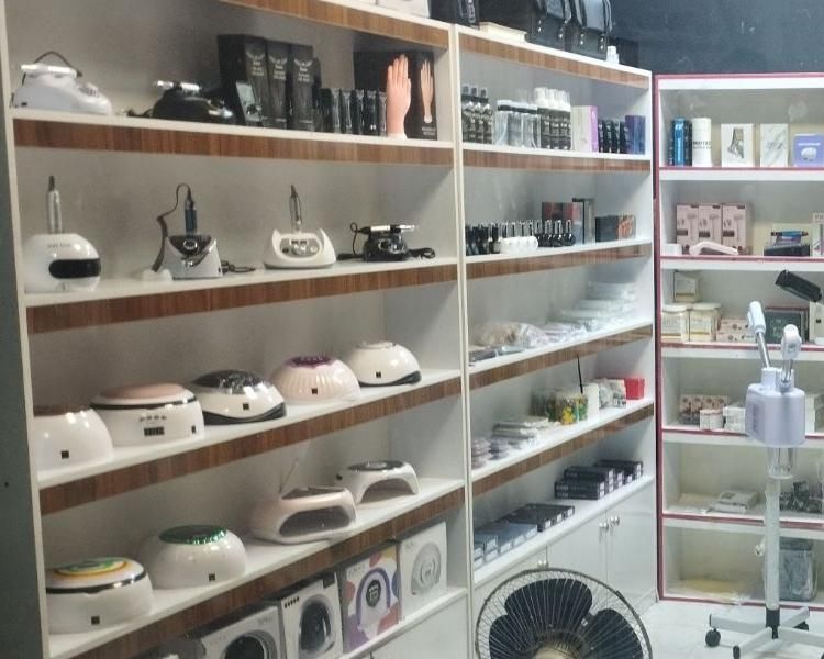 فروش ویژه لوازم کاشت ناخن