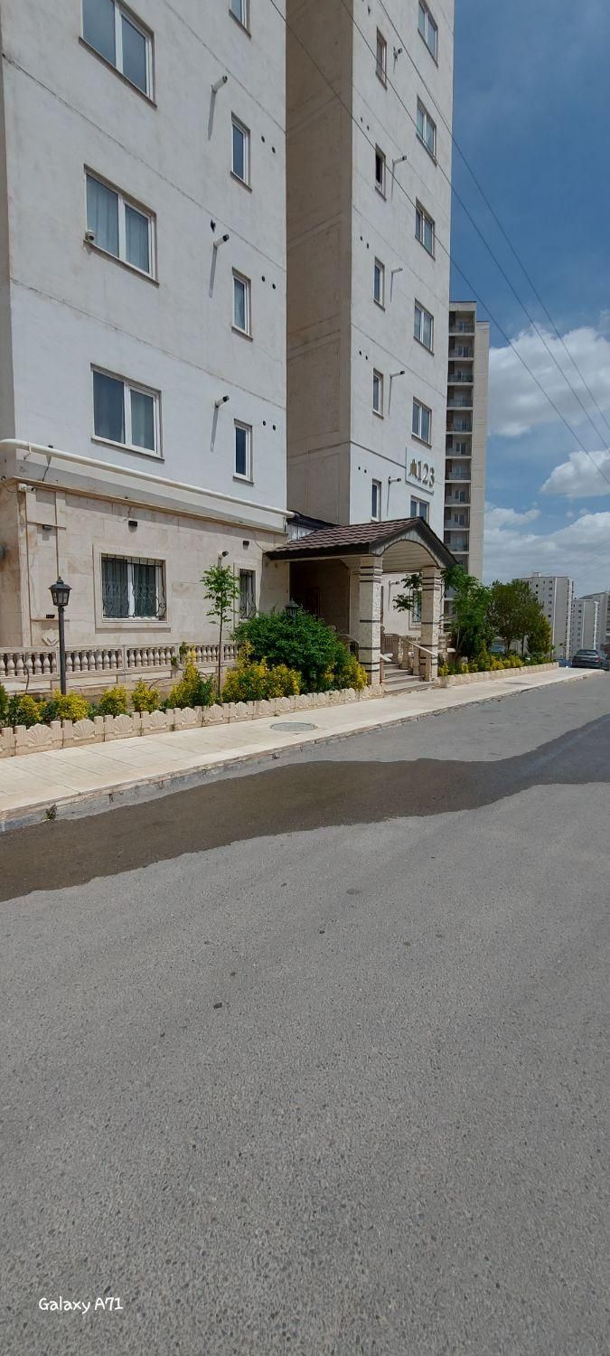 مشاورین املاک نعمت اللهی