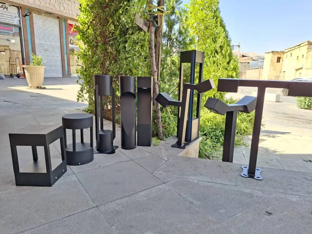 پایه چمنی مدرنا در شیراز