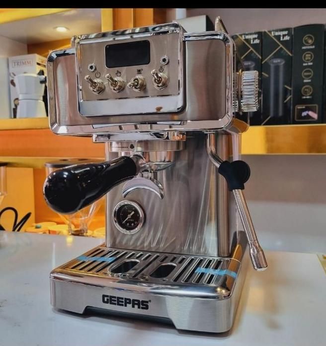 اسپرسو ساز نیمه صنعتی جیپاس
