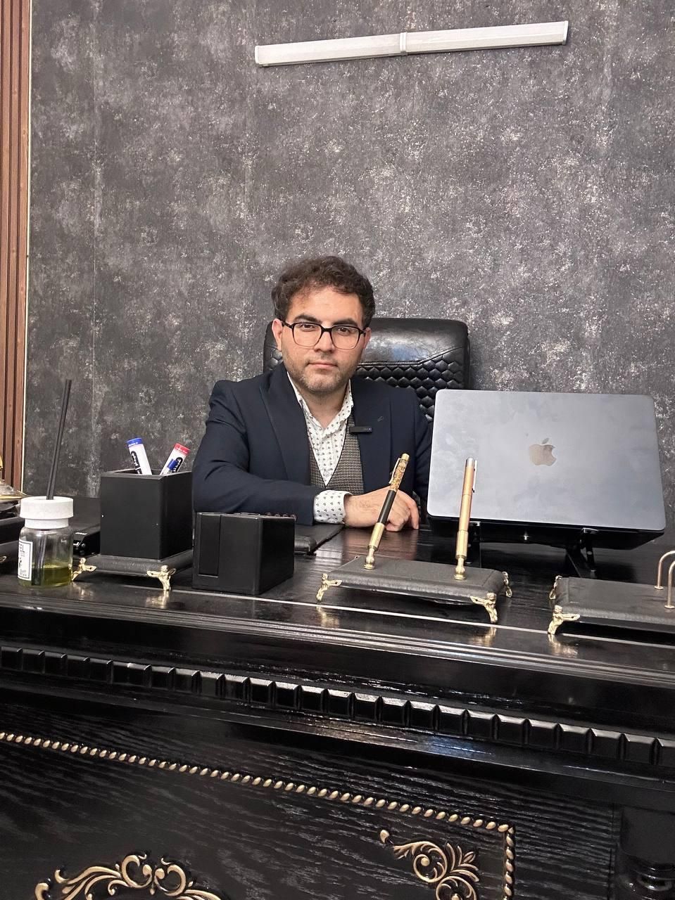 وکیل متخصص دعاوی ملکی، خانواده و کیفری در مشهد