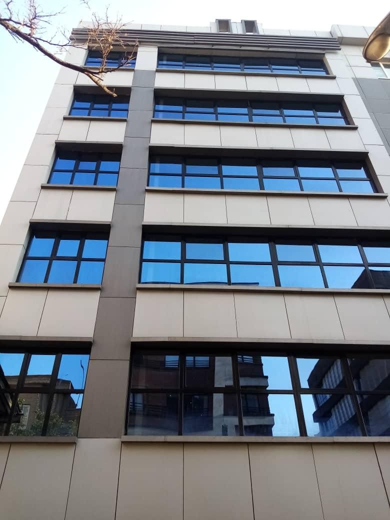 کارشناس تخصصی مستغلات اداری