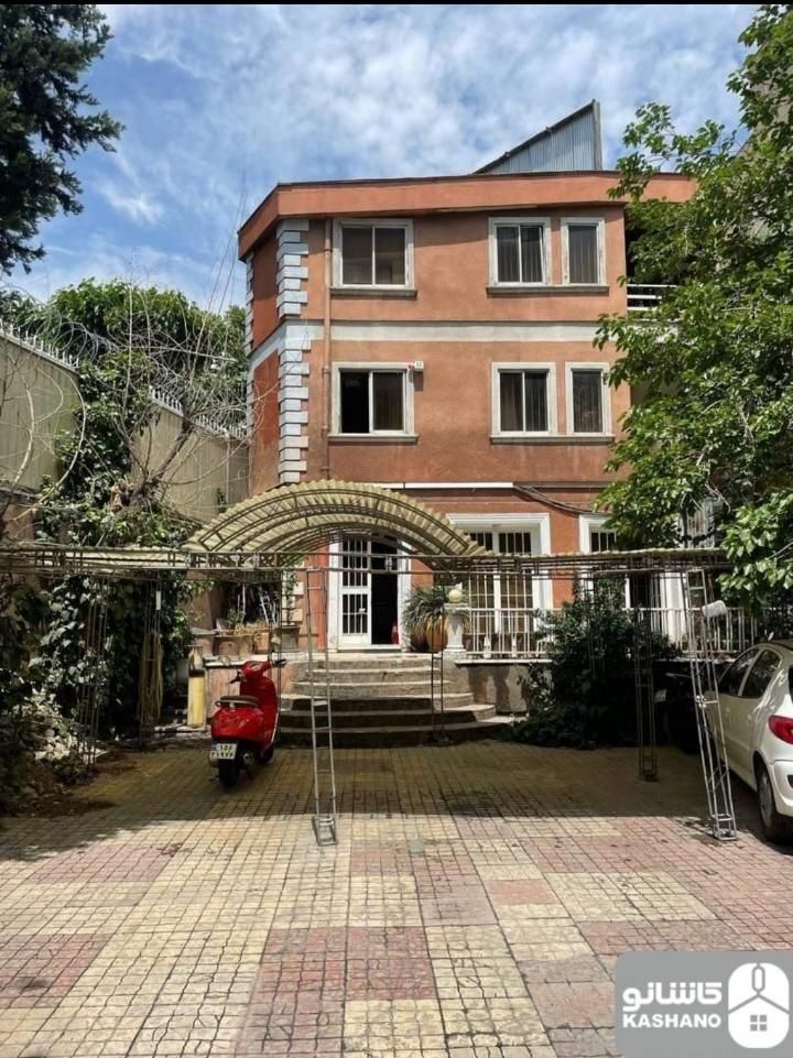 کارشناس تخصصی مستغلات اداری