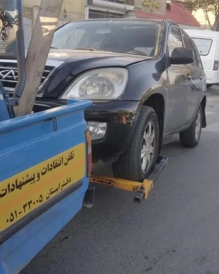 امدادخودرو و یدک کش و چرخگیر شبانه روزی