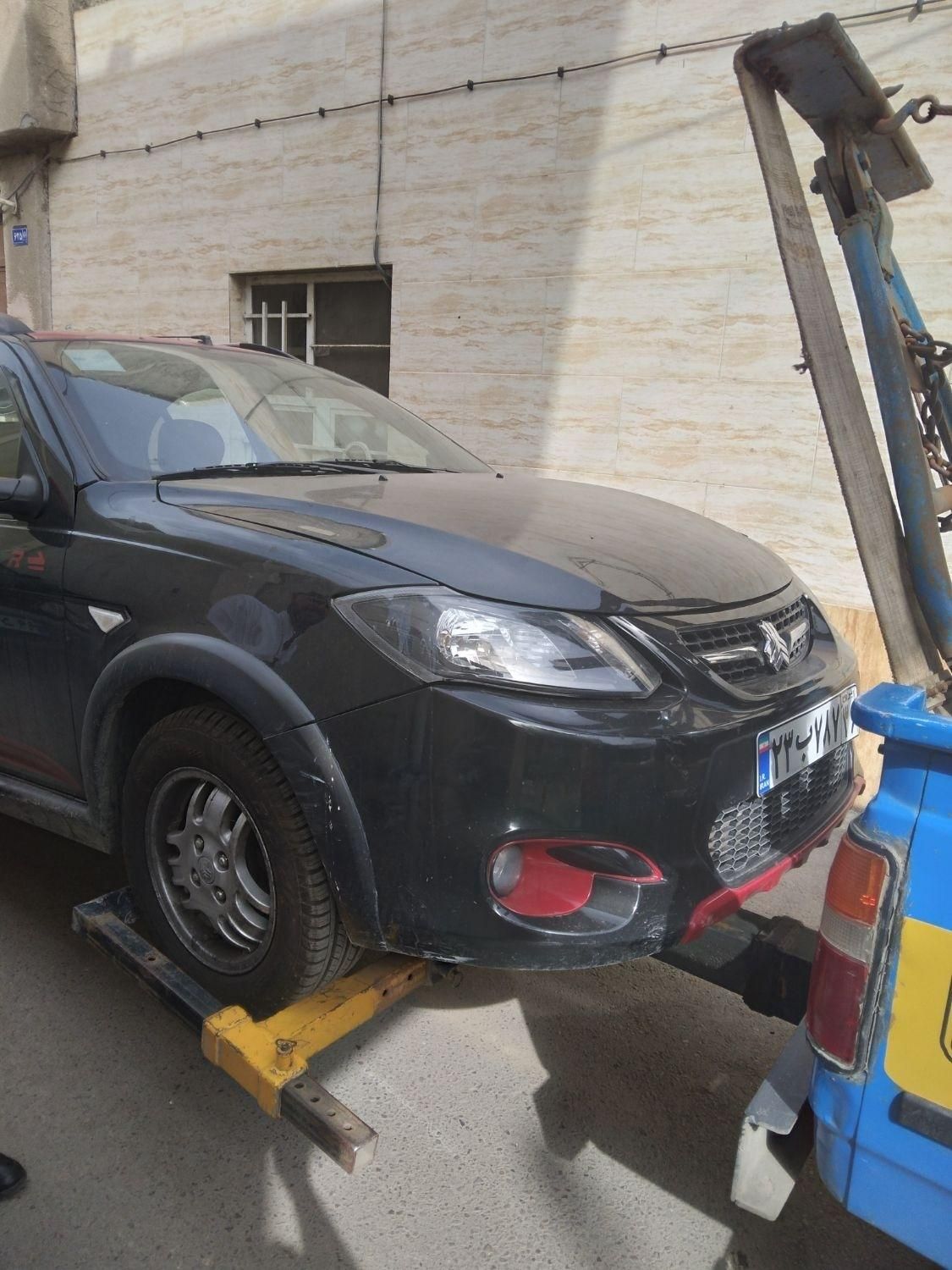 امدادخودرو و یدک کش و چرخگیر هیدرولیک وجرثقیل