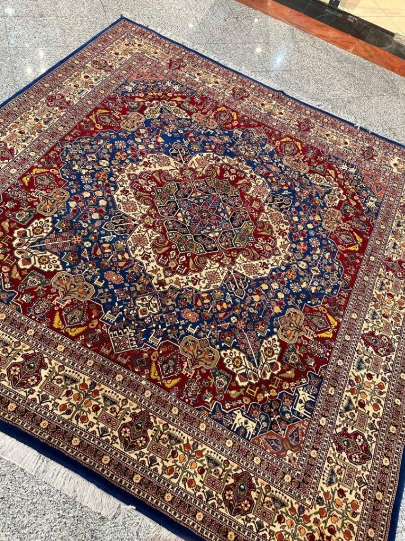 فرش دستبافت مربع 3x3 گل ابریشم قشقایی/اقساط