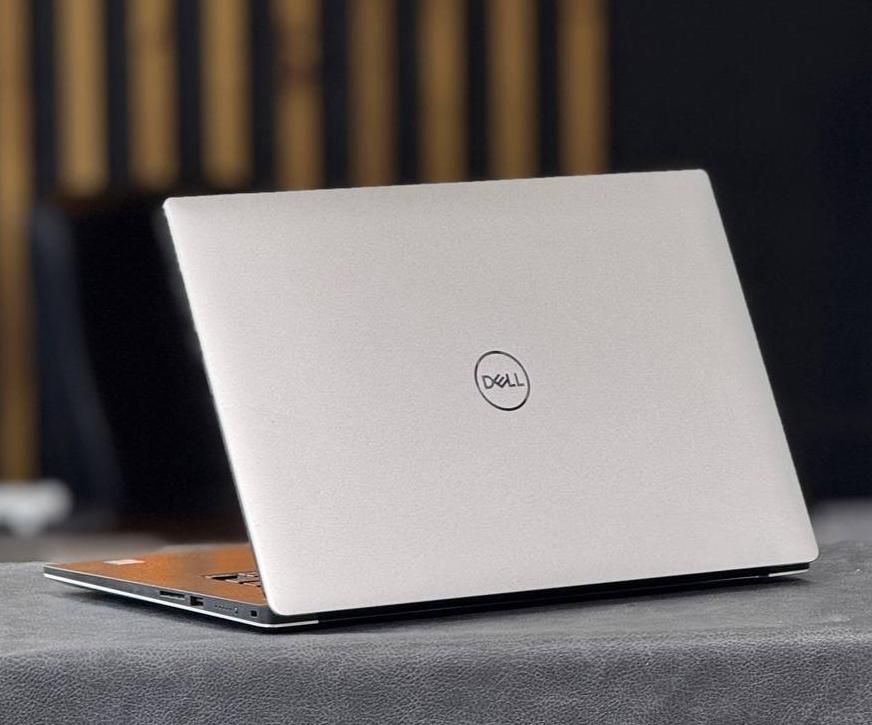 لپ تاپ DELL صفحه لمسی 4K مهندسی گرافیک چهار2021
