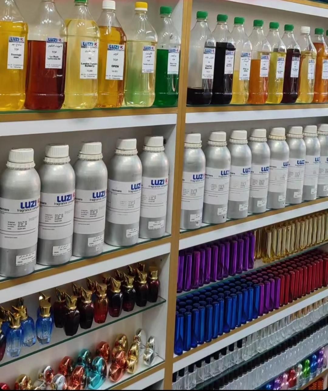 فروش عطر به صورت گرمی