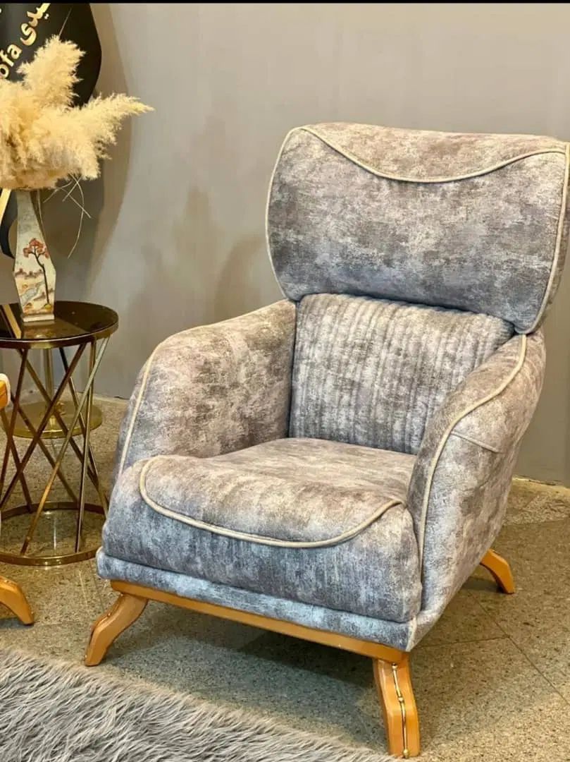 خدمات مبل و تعویض روکش مبلمان صدرا