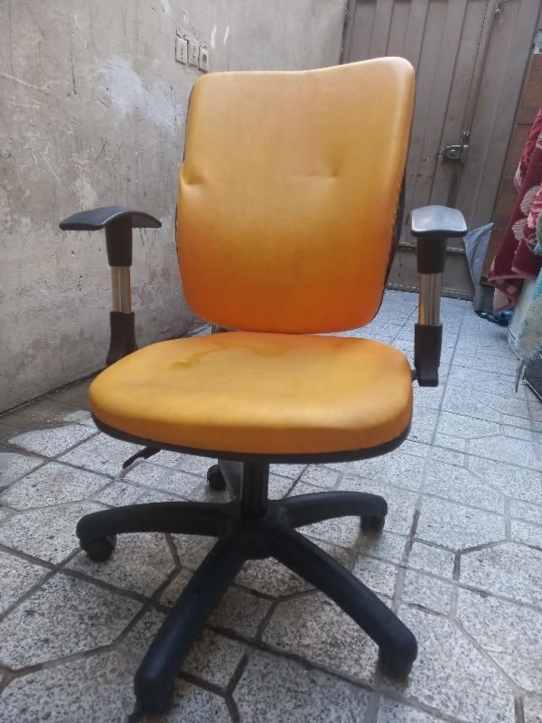 صندلی چرخ دار