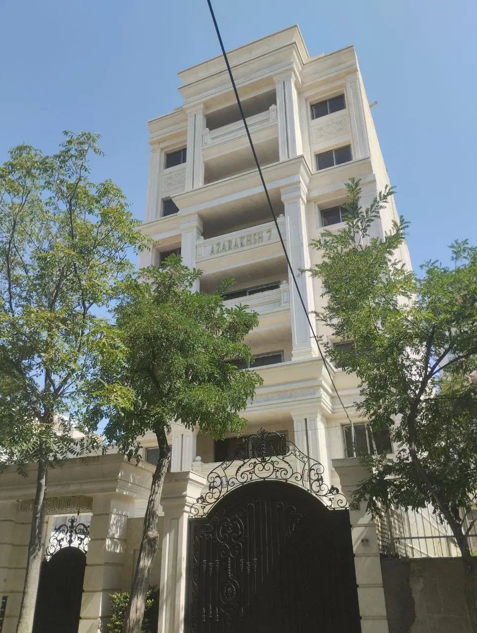 ۱۵۷ متر ۳ خواب نوساز در امامت ۲۹ در مشهد