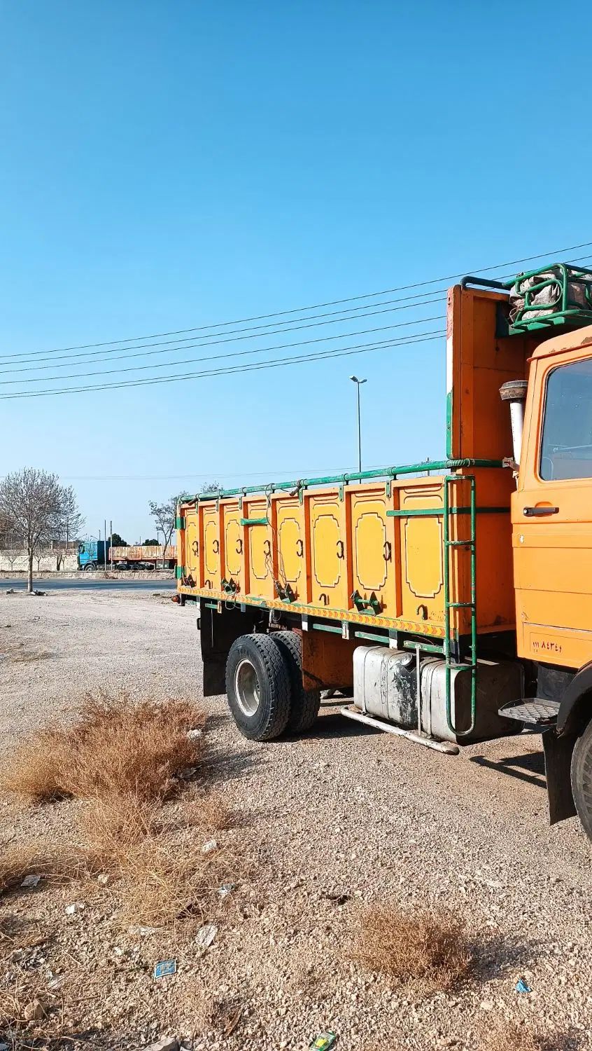 اتاق خاور608