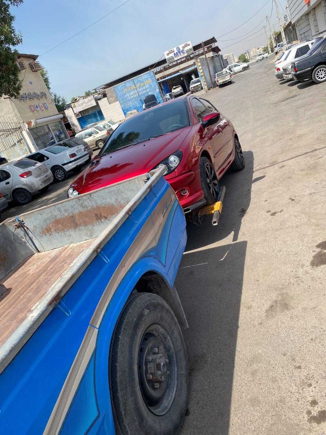 امداد خودرو یدک کش چرخگیر شبانه روزی