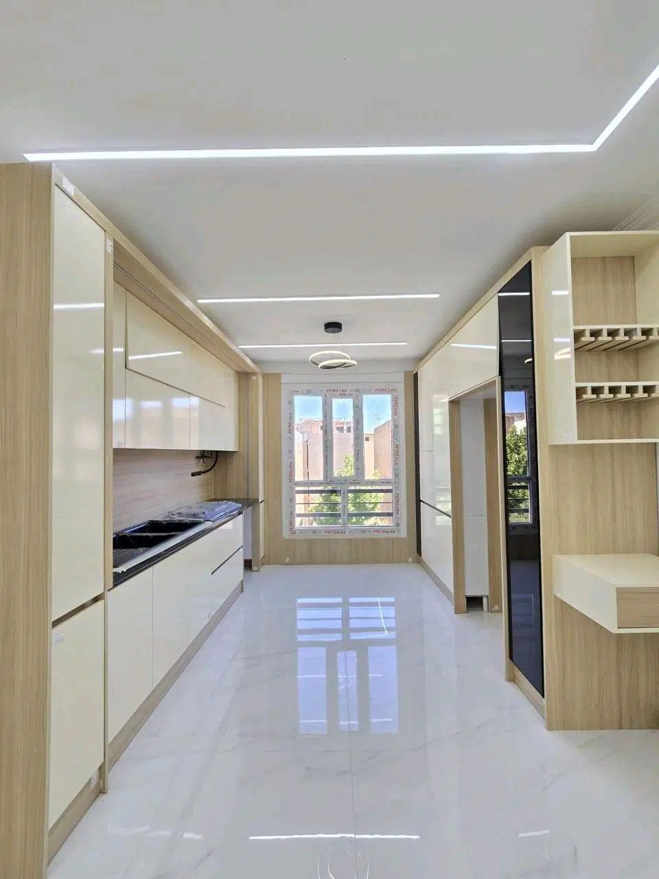 ۶۶متری روبهنما فول دیزاین سندتک برگ اندیشه فاز۱ در اندیشه-شهر جدید