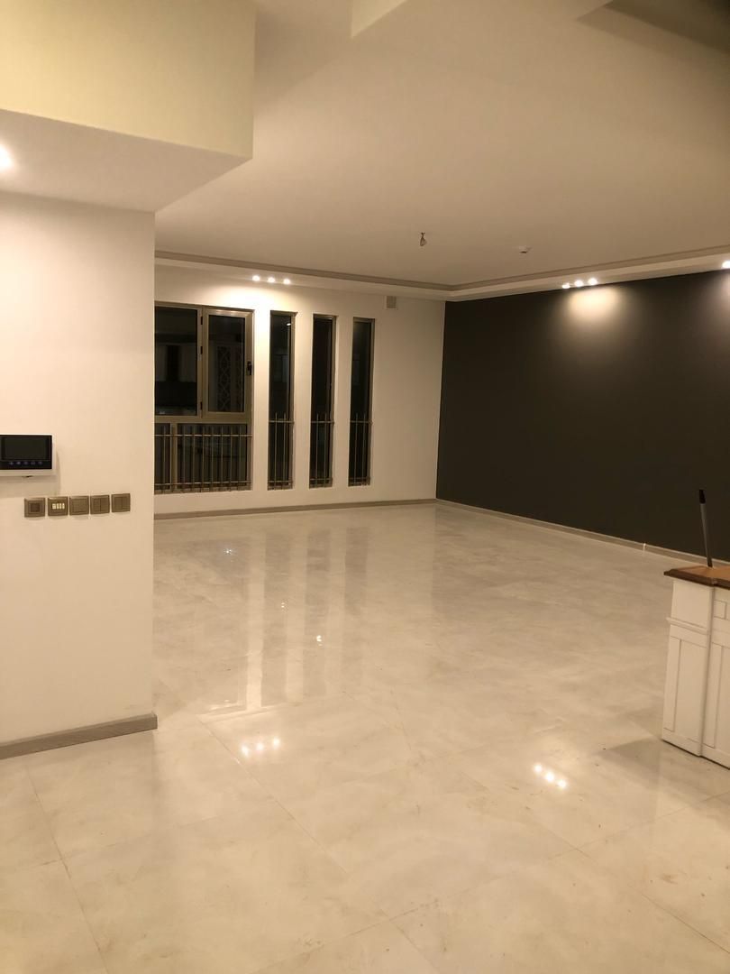 ۱۱۷متر/دوخواب/فول امکانات/اواسط اقدسیه سجادیه