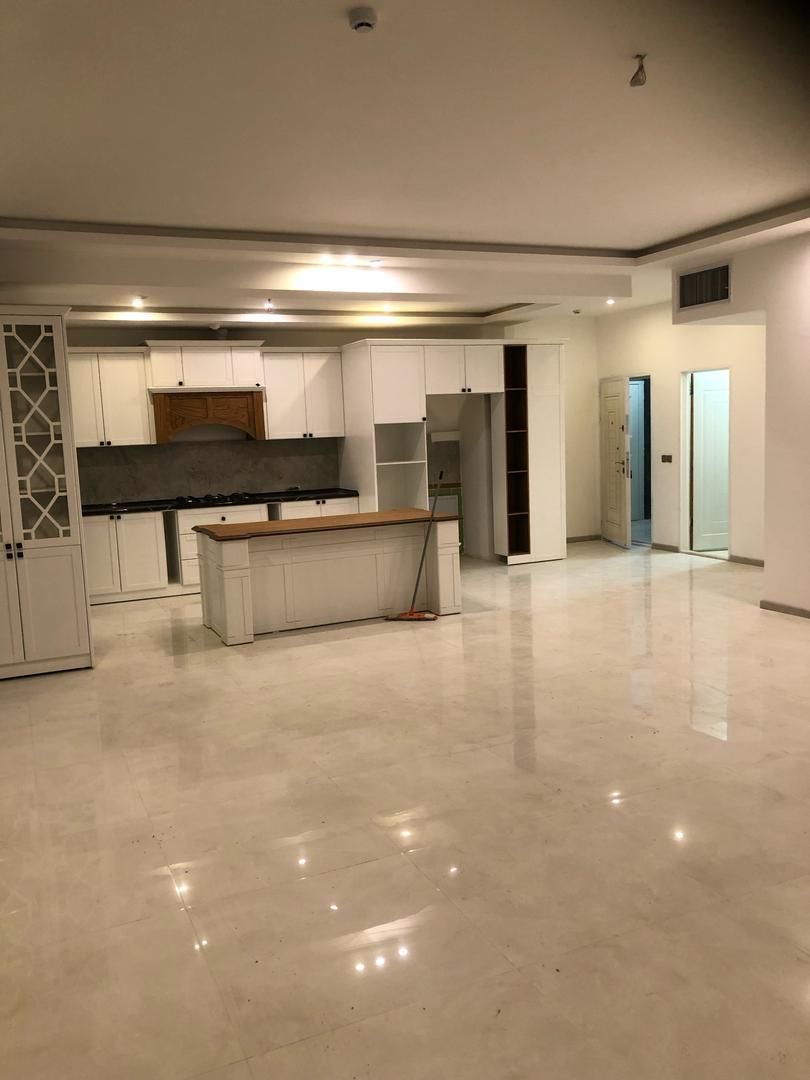 واحد 90 متری همکف دو خواب صفر فول صفدری نژاد