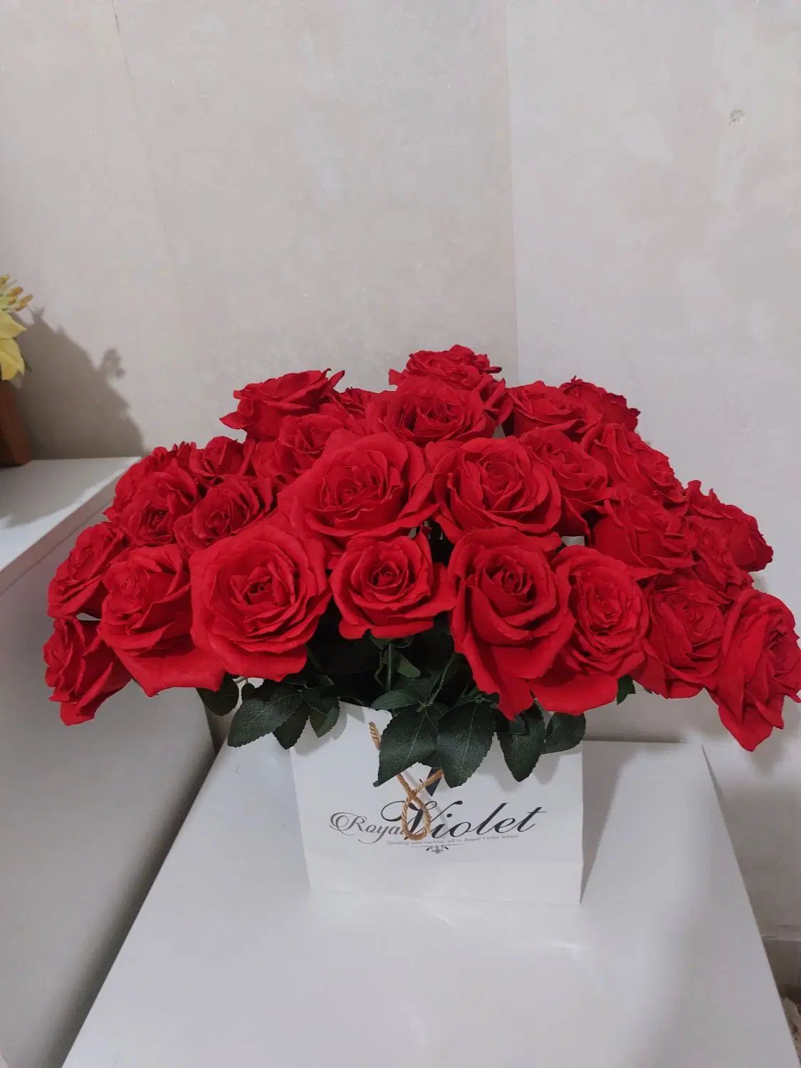 گل رز شاخه ای مصنوعی سایز بزرگ ( بسته ۱۰ شاخه ای )