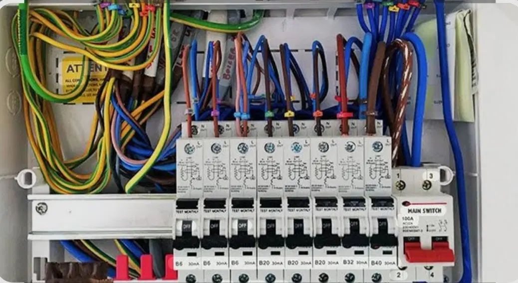 سرویس تعمیر نگهداری