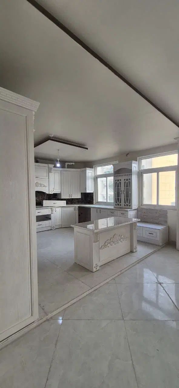 آپارتمان ۱۸۰متری سندملکی/خوش نقشه/نزدیک حرم در مشهد