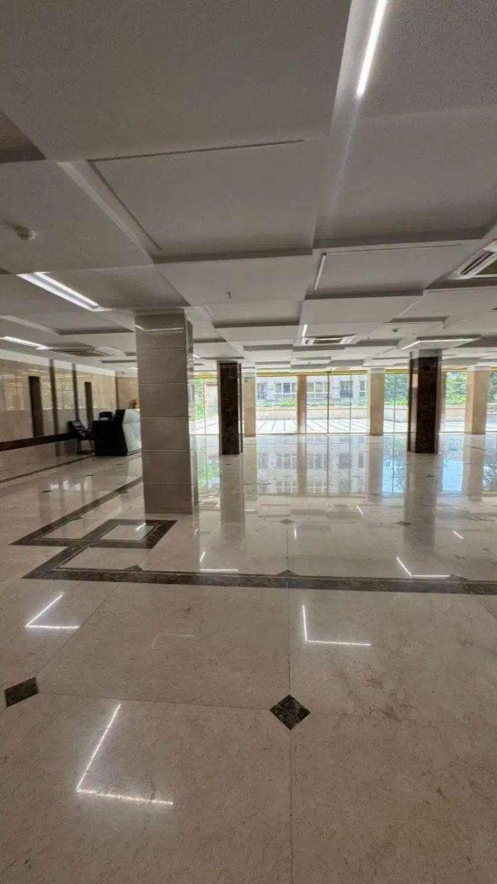بروکر تخصصی املاک