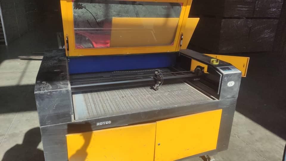 دستگاه CNC  و  لیزر   دو عدد