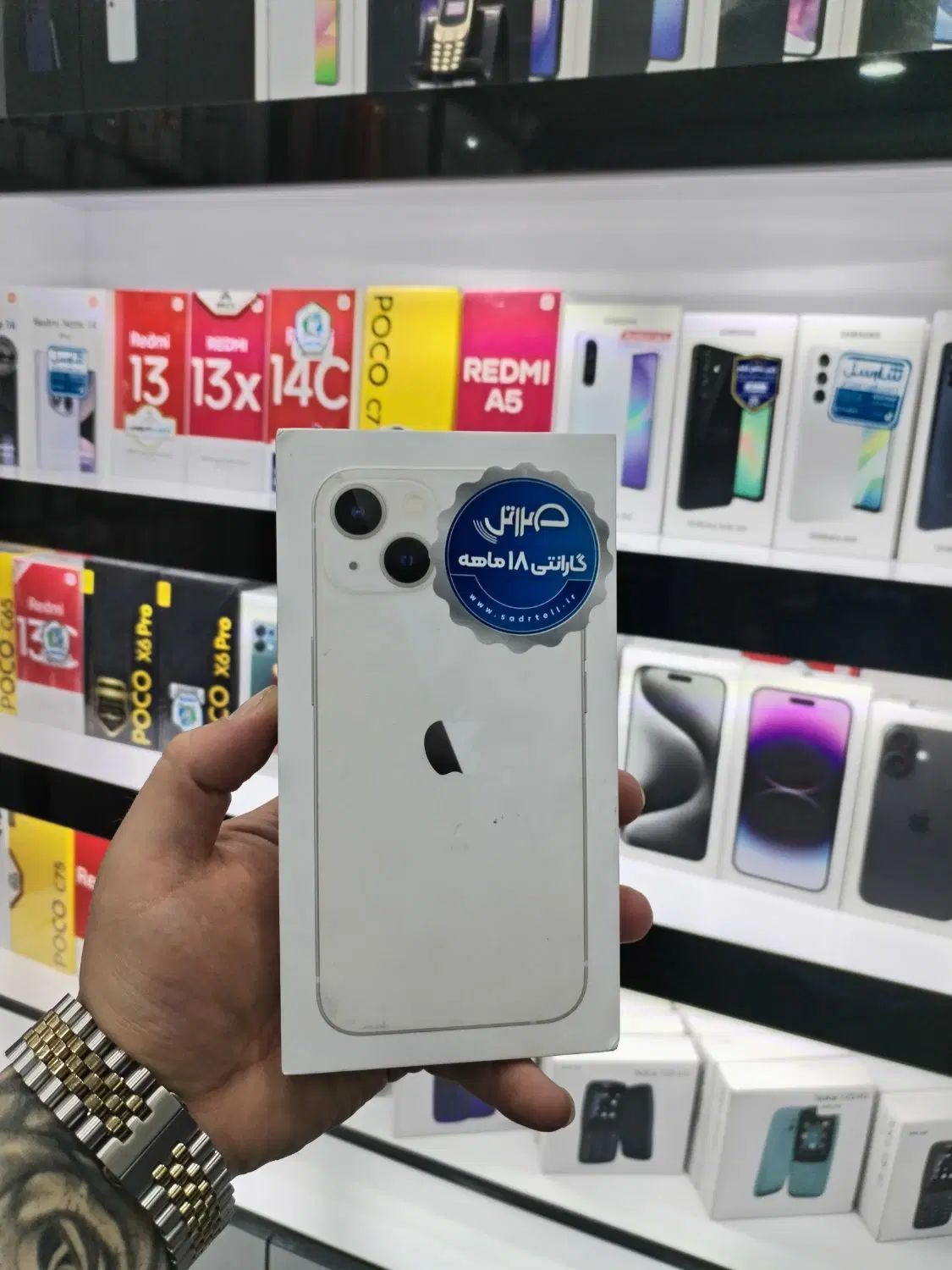 فروش ایفون 15حافظه 128 از دم اقساط بدون پیش پرداخت در اصفهان