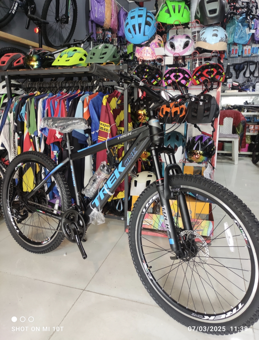 26 TREK