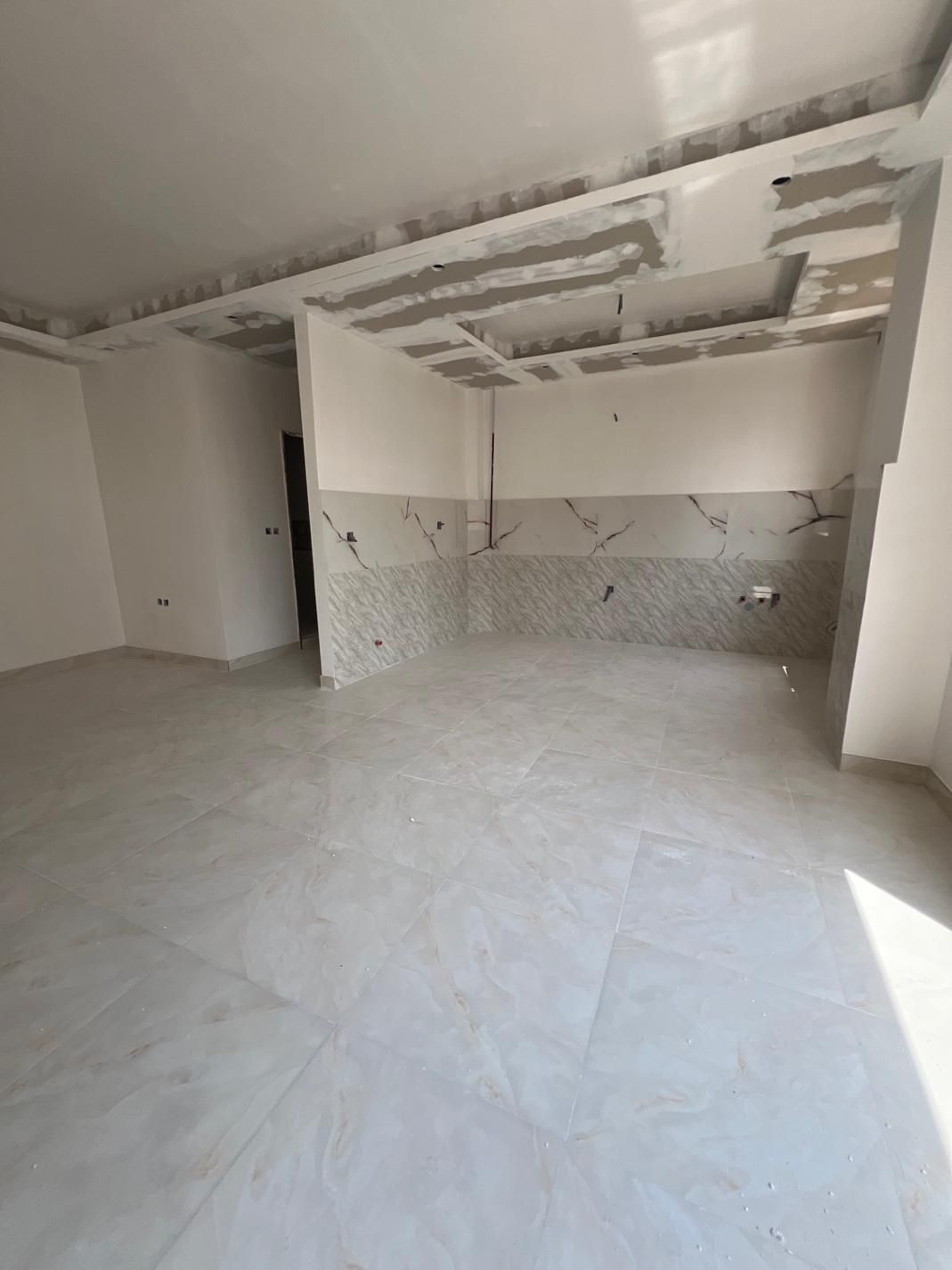 مشاور املاک میعاد احمدزاده